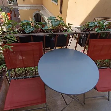 A Pochi Passi Dal Vista Vicolo Appartement