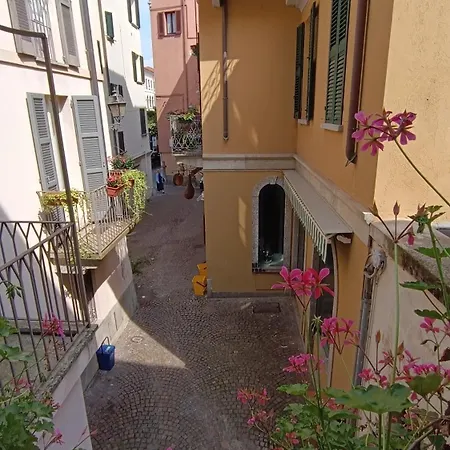 A Pochi Passi Dal Vista Vicolo Appartement Lecco